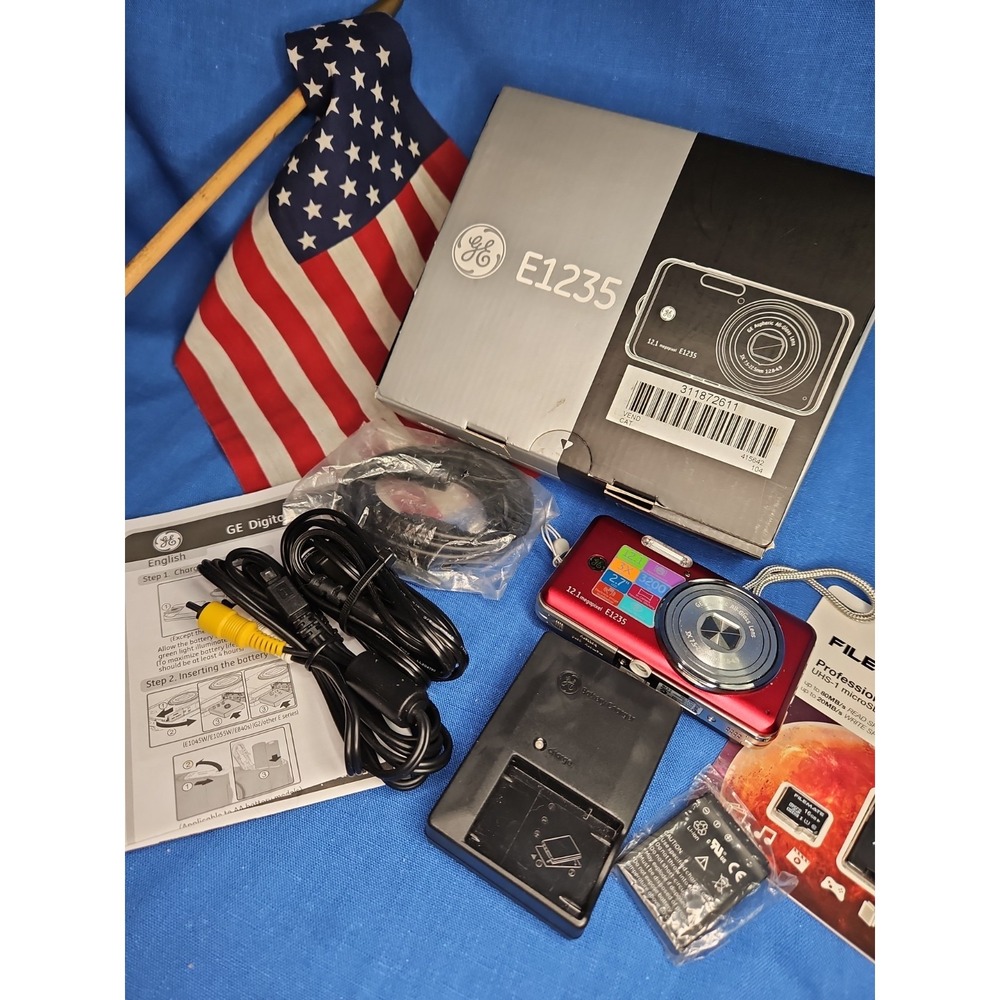 Vintage Digital Camera GE E1235 12.1MP 12.1 Mega Pixels TESTED WORKS